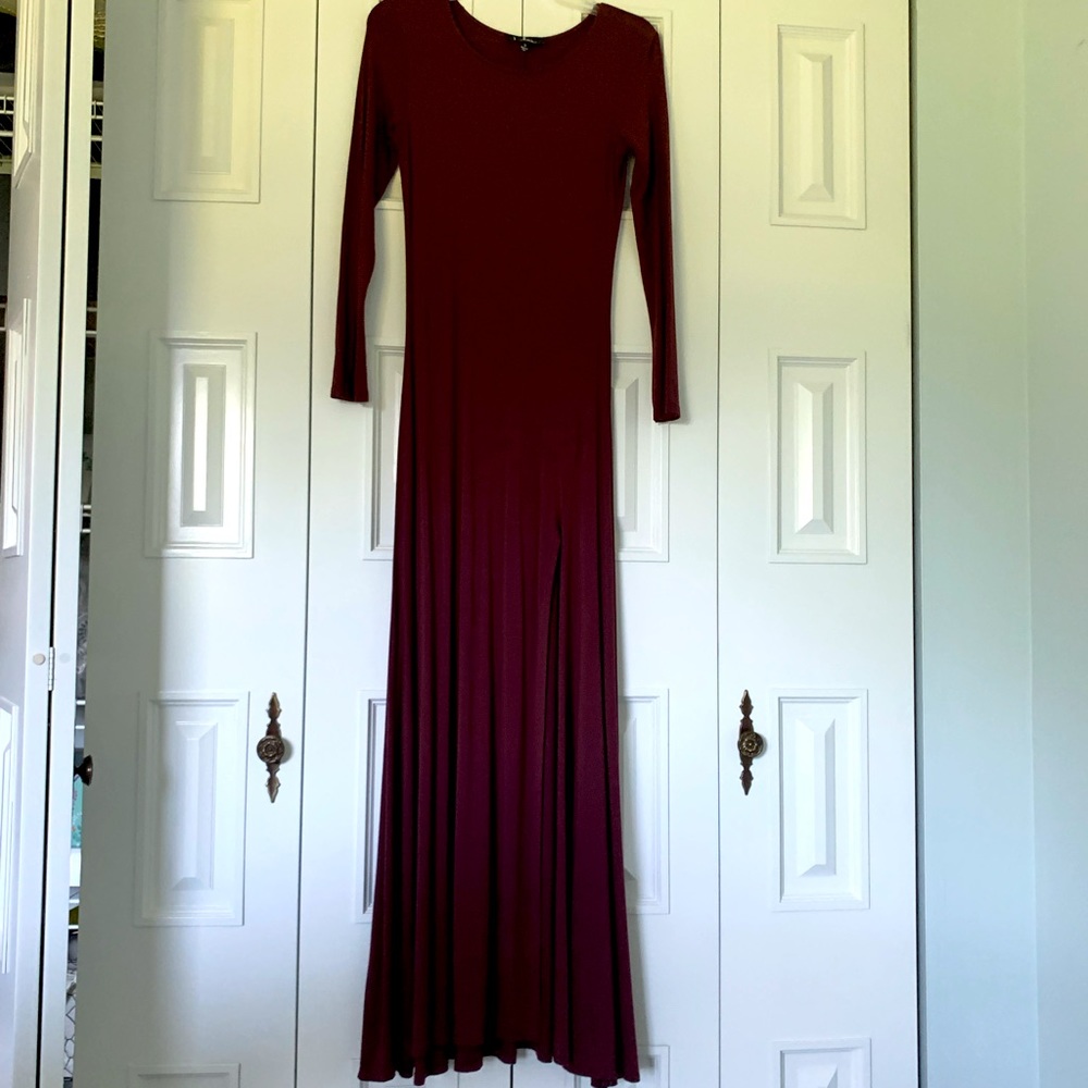 Lulus Burgundy long sleeve maxi dress